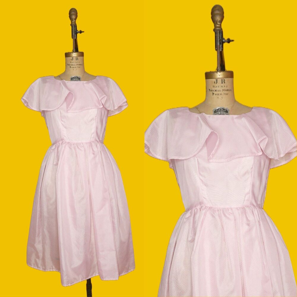 1970s-1980s PINK & White SWISS Dot RUFFLE Semi Sheer Full Skirt Party Dress. S-M